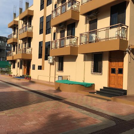 Hira Laxmi Residency 호텔 알리바그 외부 사진