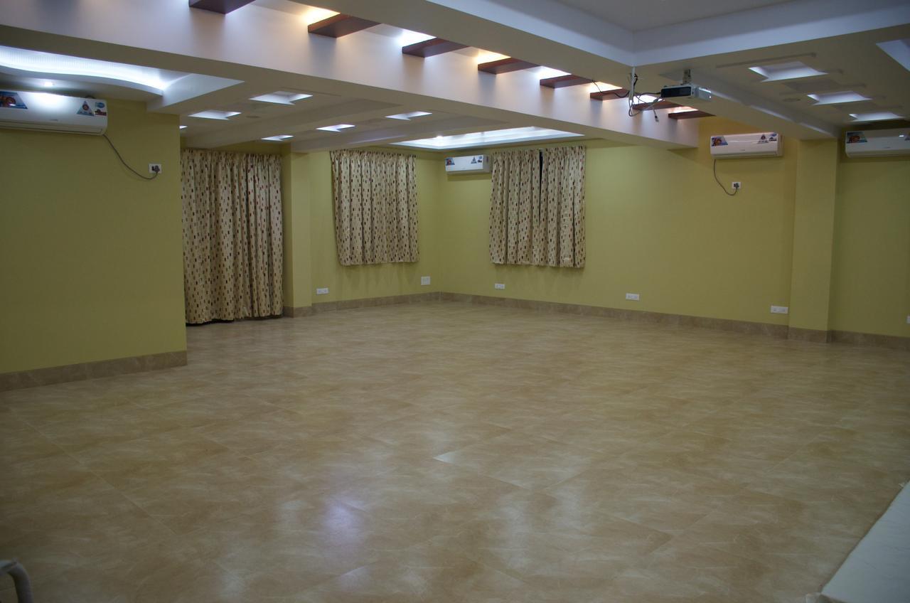 Hira Laxmi Residency 호텔 알리바그 외부 사진